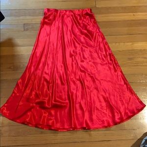 H&M red satin midi skirt